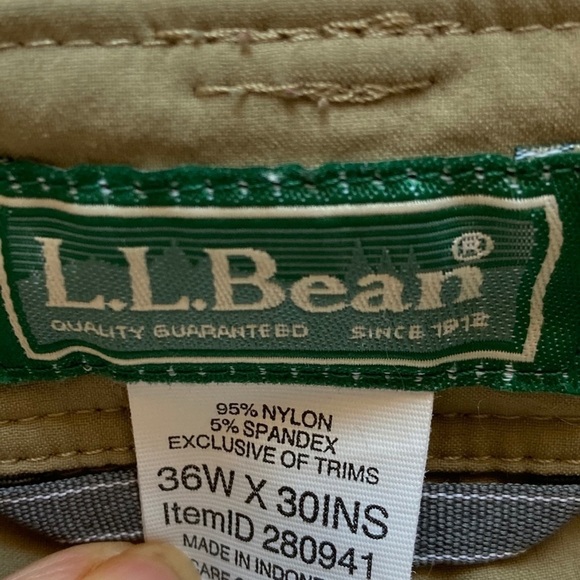LL Bean Cargo Sz 36 x 30 - Picture 6 of 6